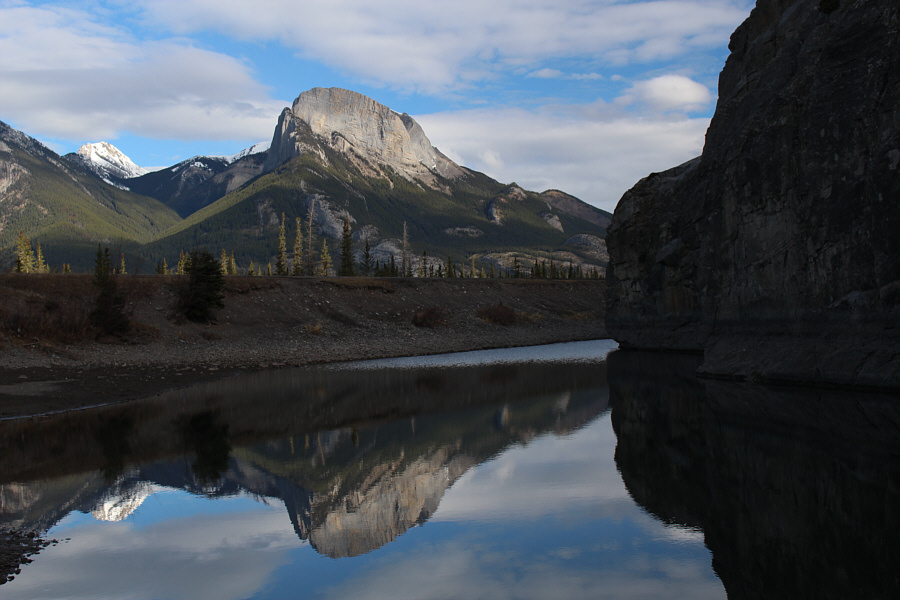 A tough mountain to access because of the Athabasca River.