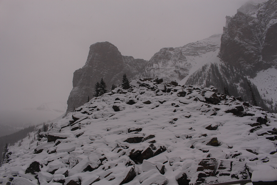 It's rare to see the Rockpile devoid of people!
