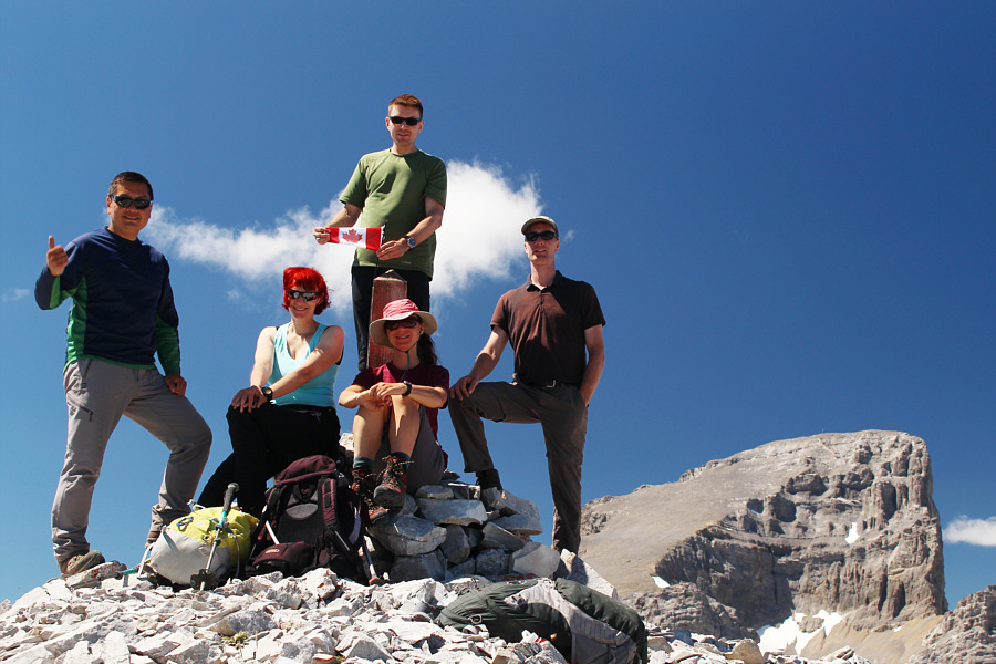 Surprisingly no register...There once was a Norwegian doctor...