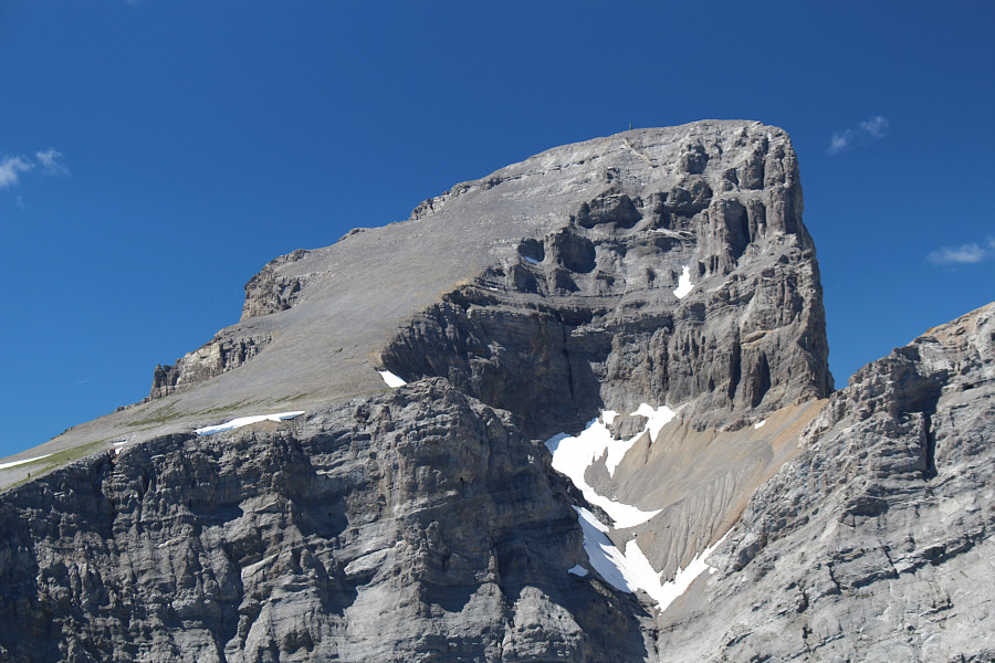 See the "green rocket" (communications tower)?