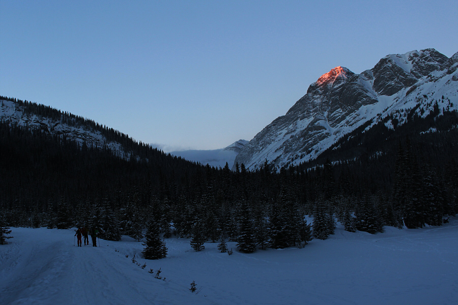 Brrrrr...another frigid start!