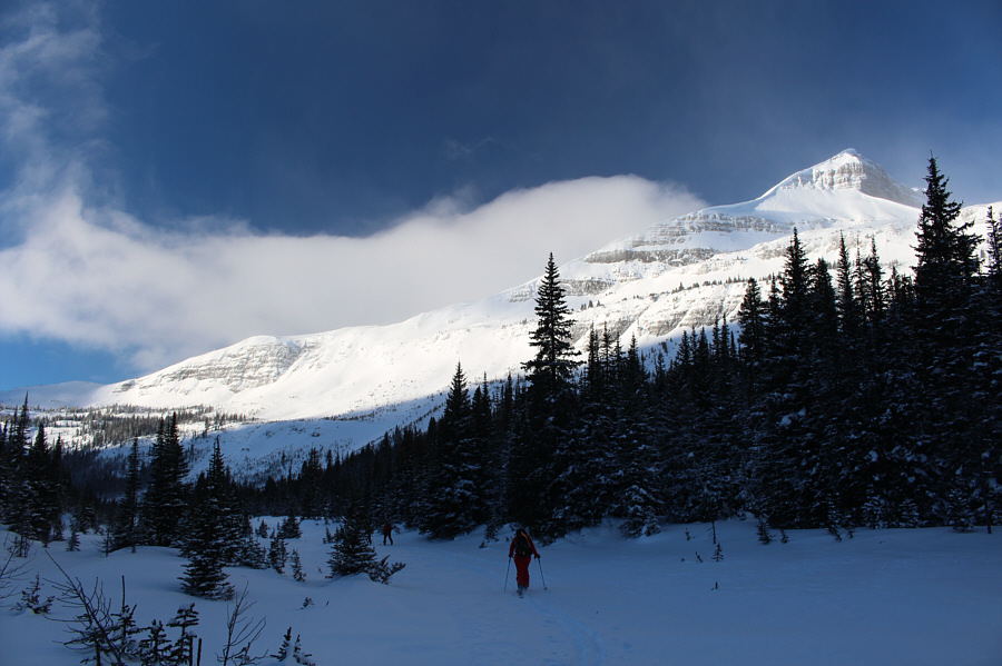 We're the first ones here today and making fresh tracks! Well, at least Raff and Matt are!!