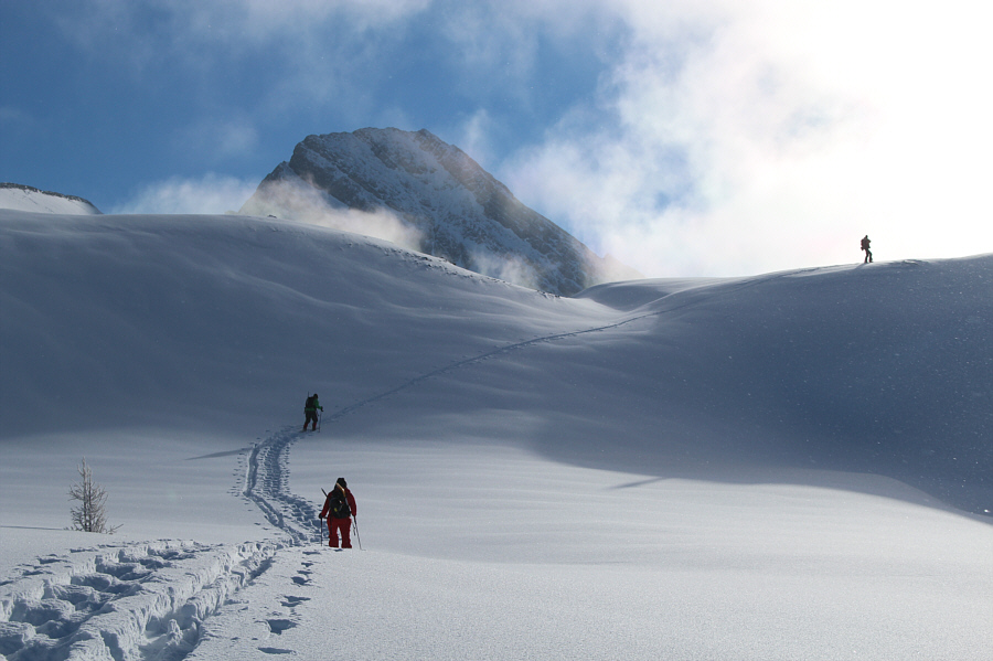 Looks like a good spot here to have lunch later...