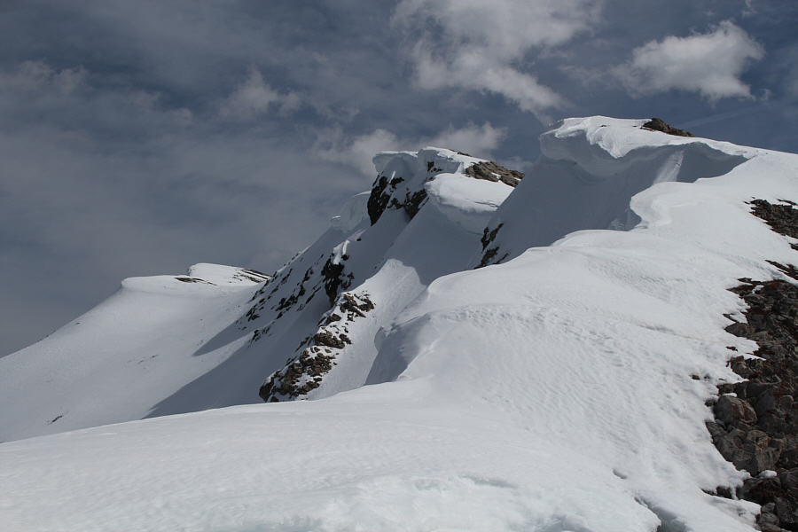 Still a few more surprises to come along this ridge...