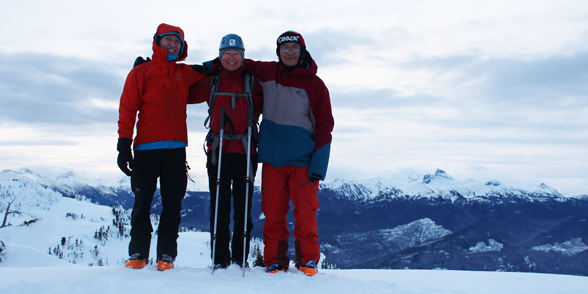 It took us about half an hour from the hut. So why did we have to get up so early??