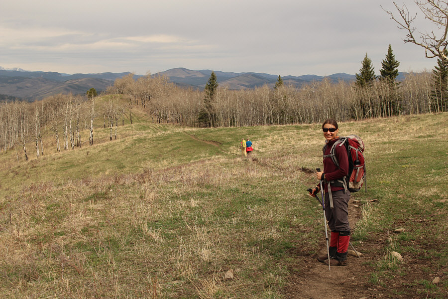 We actually ran into a large group here belonging to the Second Sixties Outdoor Club. It's sad that I am eligible to join this club next year!