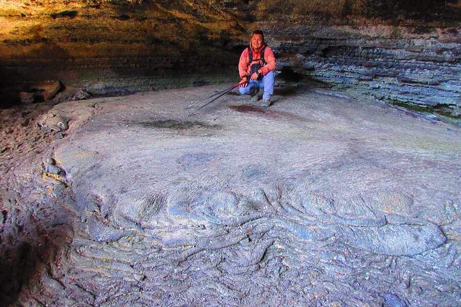 That is pahoehoe or ropy lava in the foreground.