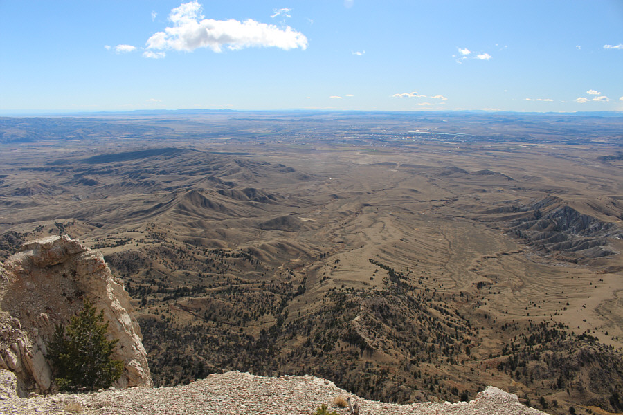 I think I can just make out the Walmart parking lot where we slept the night before!