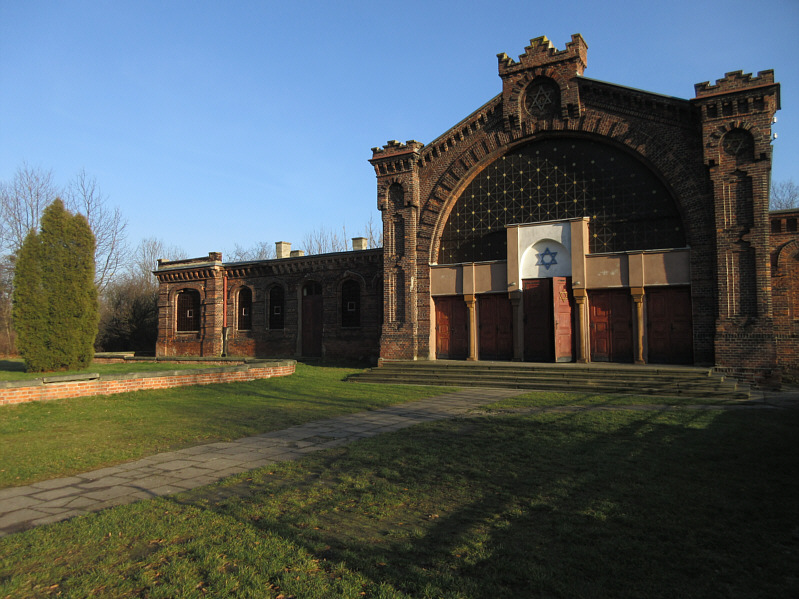 McInnis & Holloway this ain't!