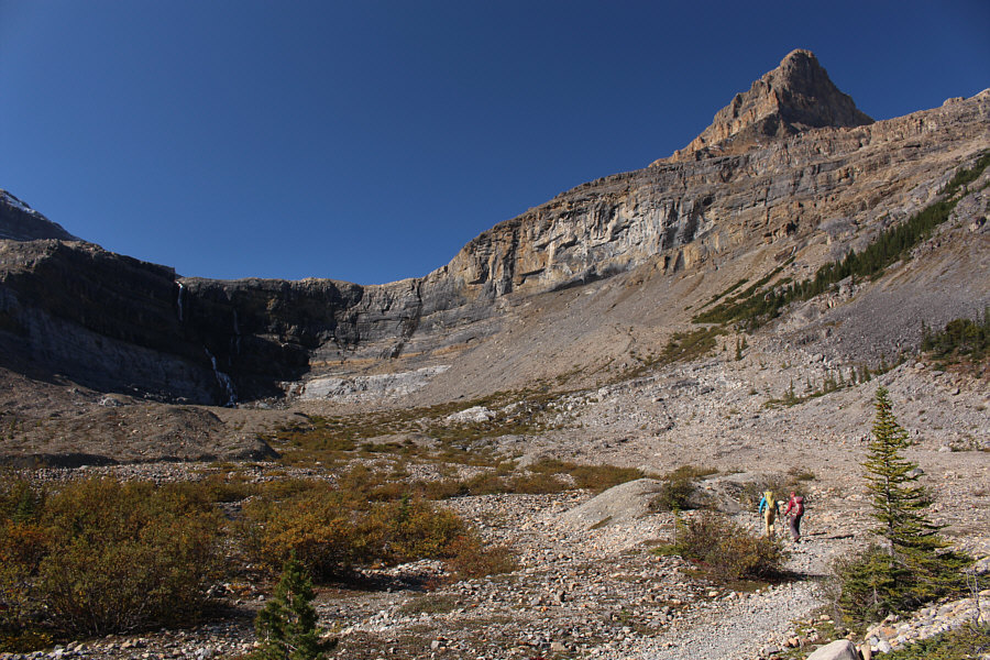 Don't stop here! Everything is more interesting above this big bowl of nothing!