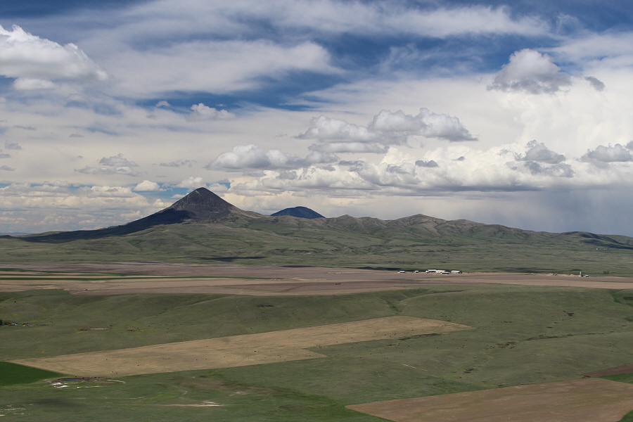 I still think that Gold Butte is the crown jewel of the Sweet Grass Hills.