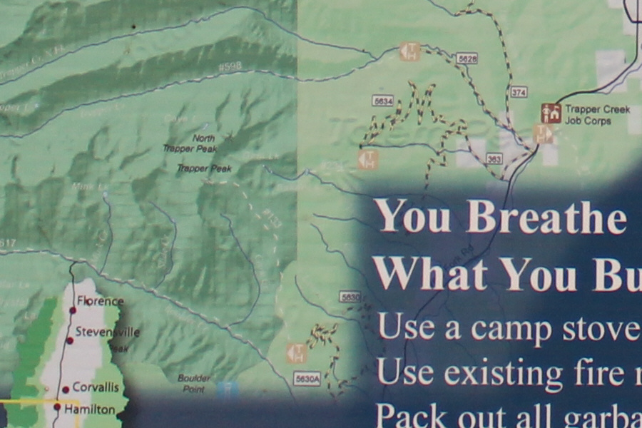 Sorry, no biffy at this trailhead!