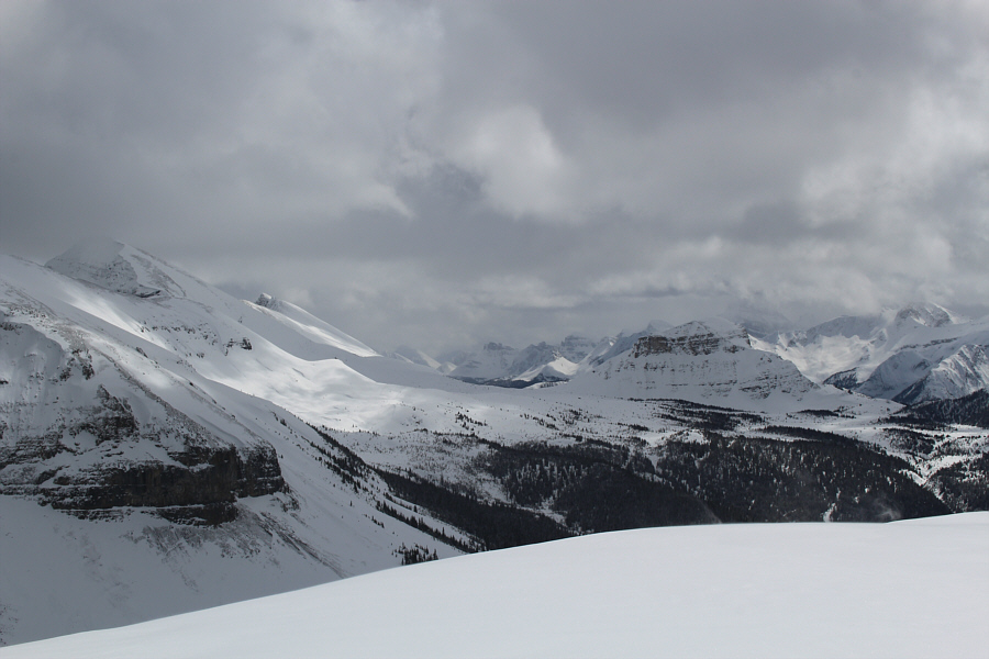 Do I really wanna ski all the way there to bag some more peaks??