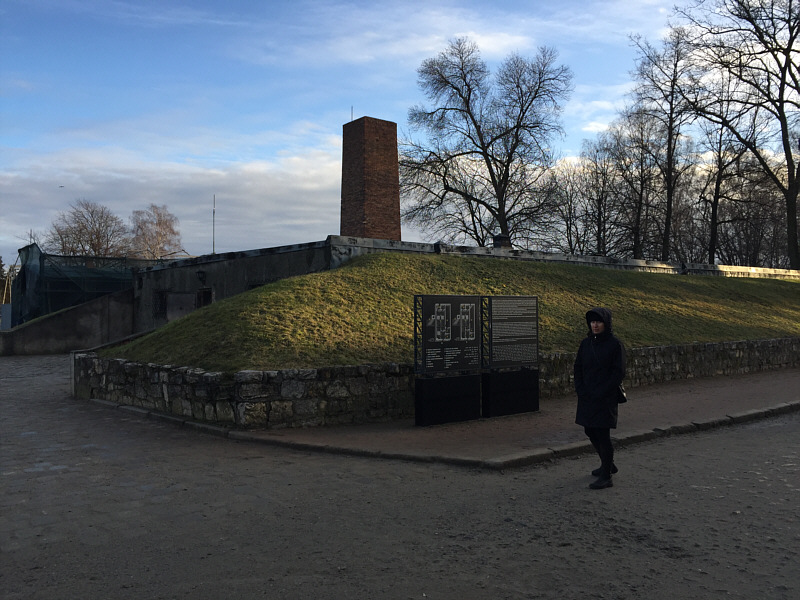 No photography is allowed within the crematorium.