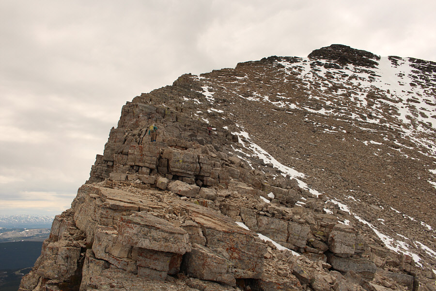 If you get tired of the easy scrambling, you could always veer to the right to ascend the rubble slope!