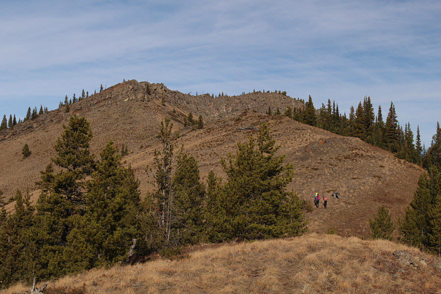 Hmmm...those cliffs are starting to look a little daunting...