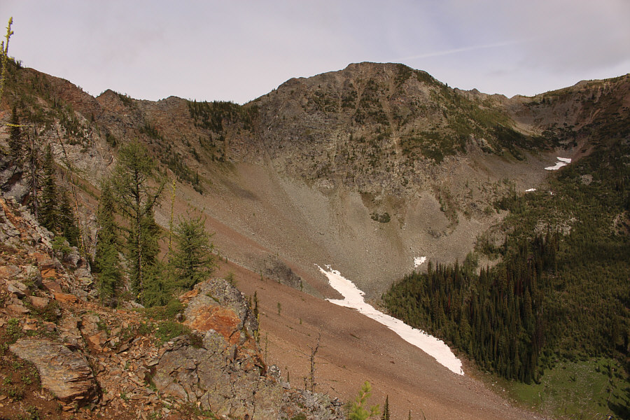 The draw on the right might be a good alternate descent route if one didn't want to re-climb L1 and the lookout on the way back...