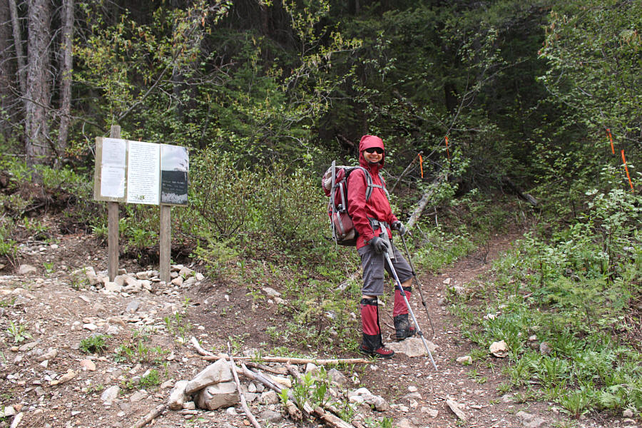 Lotsa good info on the sign board!