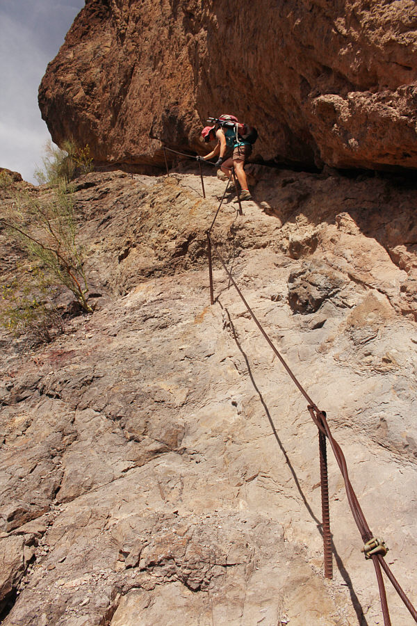 But the cables do get hot in the sun--bring gloves!