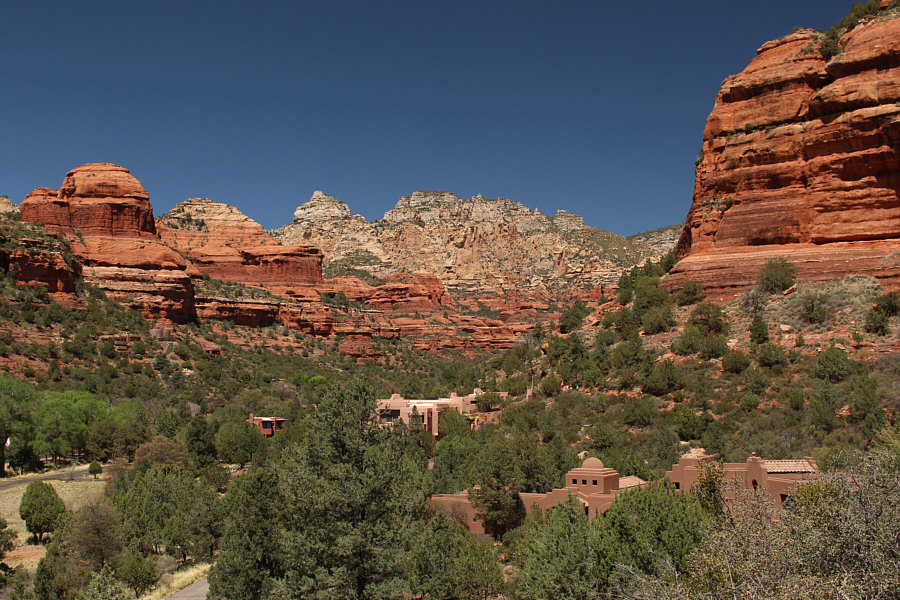 The buildings look like models!