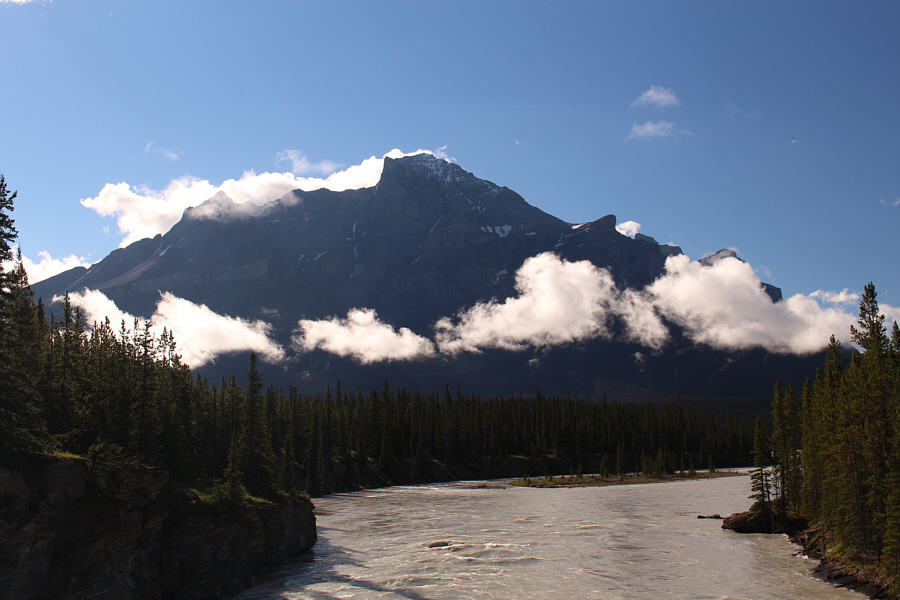 This mountain is beckoning to me...