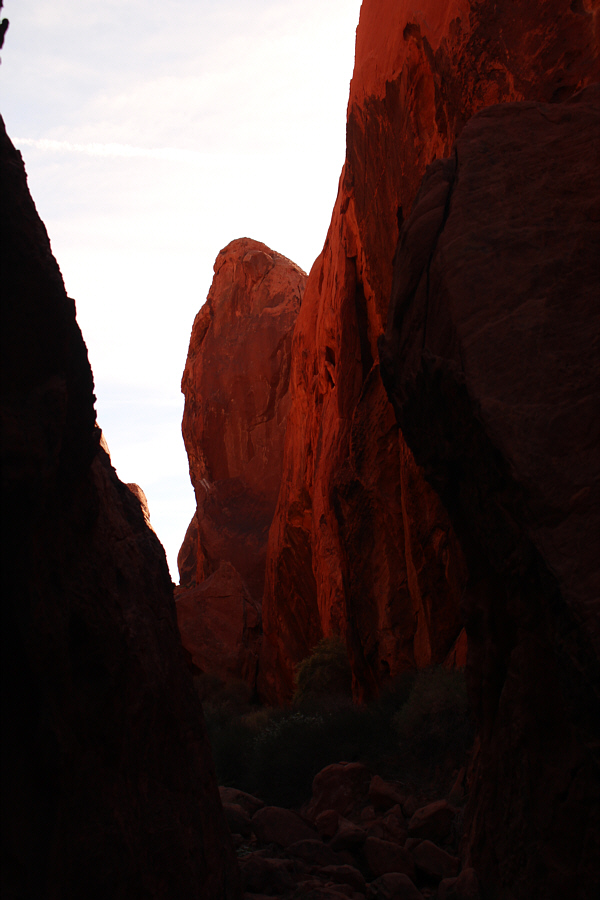 Reminds me of some interesting hikes in southern Utah.