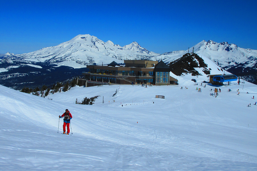 The lodge is a great place for a break on the way up Mount Bachelor.