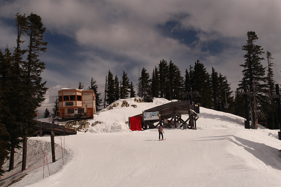 Contrary to the resort's trail maps, this is NOT the summit of Big Chief Mountain!