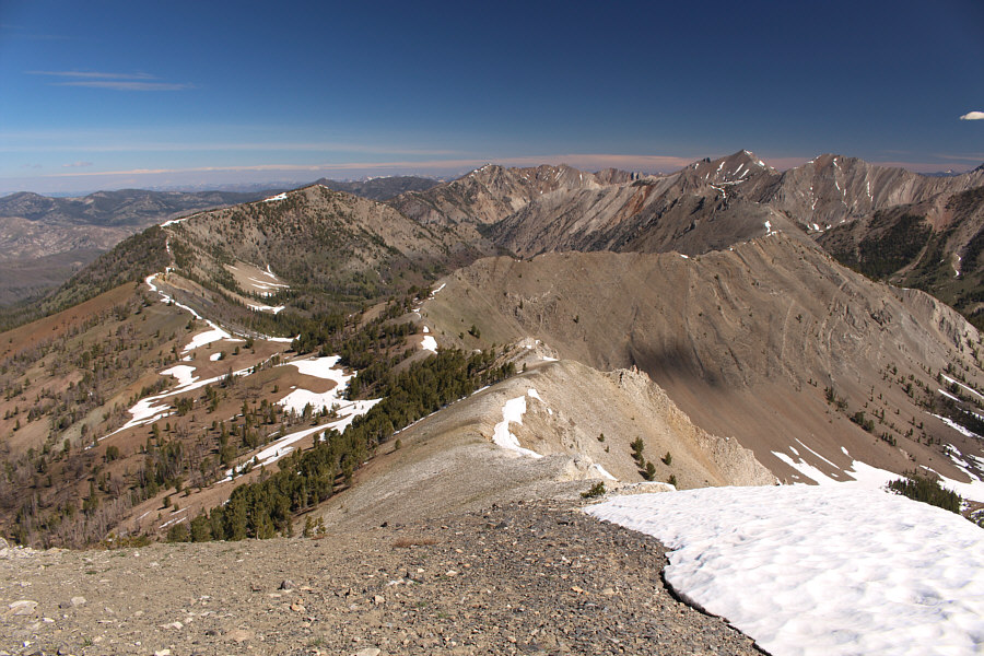 Lotsa wilderness to explore here!