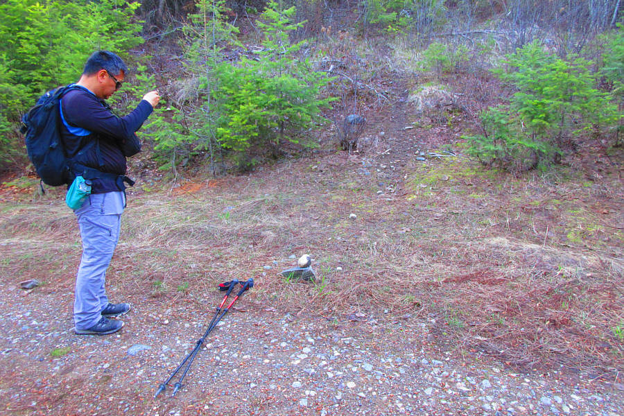 Don't get too excited; the path peters out pretty quickly!