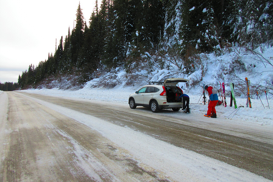 You really have to be aware of traffic while gearing up here!