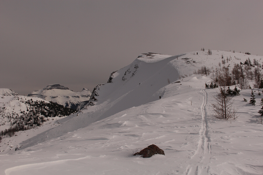 Mind the rocks if skiing back down this way!