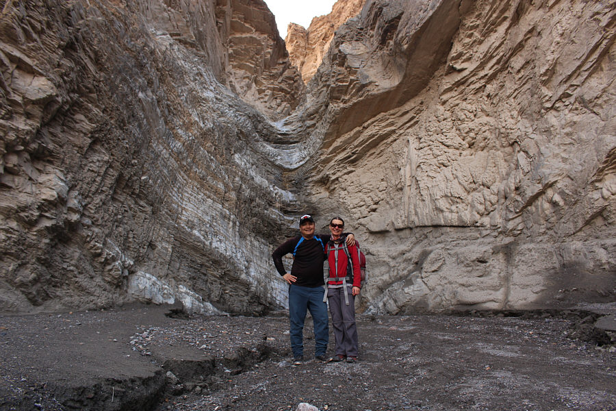 It's an optical illusion!