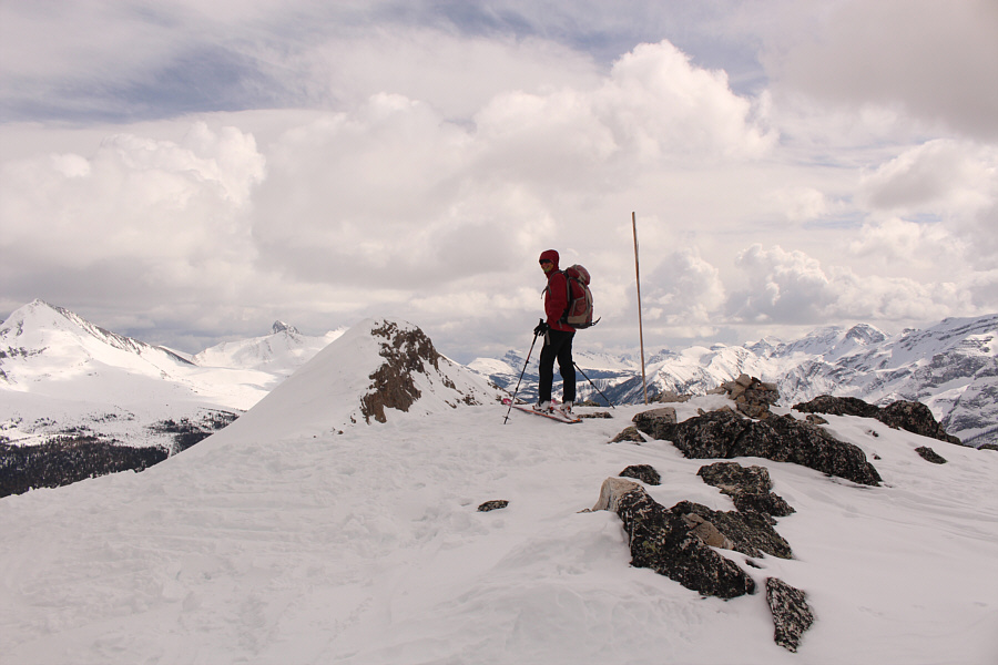 Last time, Zosia skied up here with her light touring gear!