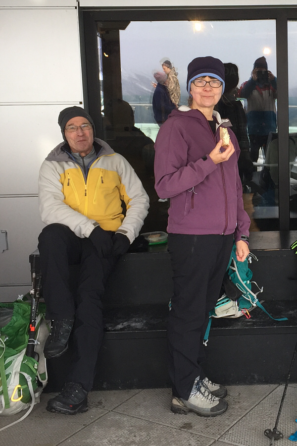 It's the end of an era! Bob and Dinah recently sold their vacation condo in Las Vegas.