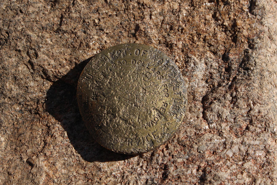 Ground squirrels with ferocious teeth?