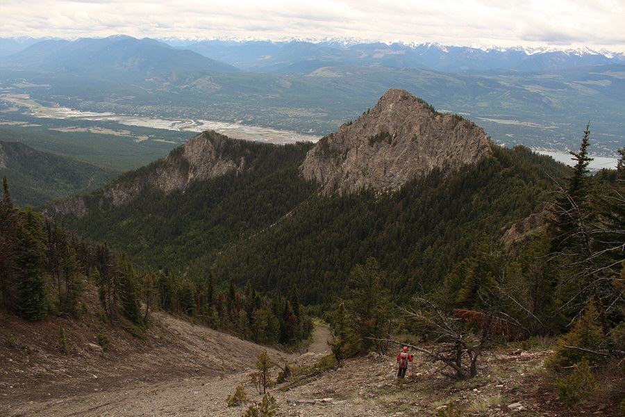 The two southeast outliers of Mount Tegart may be worthy of a future visit...