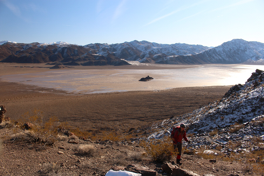 We would see lots of other cars at the trailhead throughout the day.