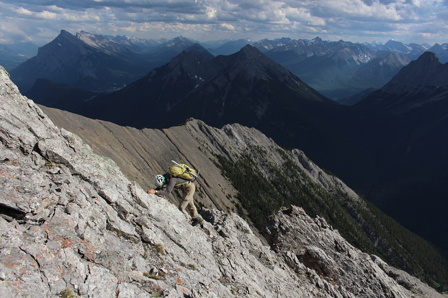 I prefer facing outward when I descend, but to each their own!