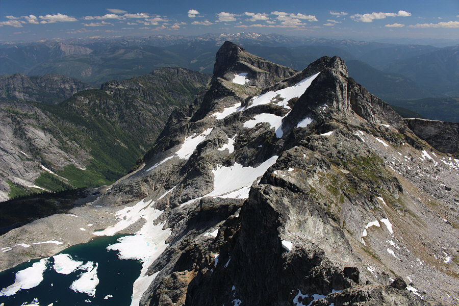The only climbers we saw on this day were a couple who were climbing Wolfs Ears.