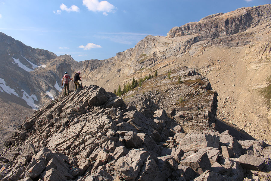 Thankfully, there are no suicide drop-offs here!