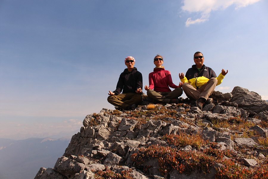 Ohm...we don't need to bag a named peak today...ohm!