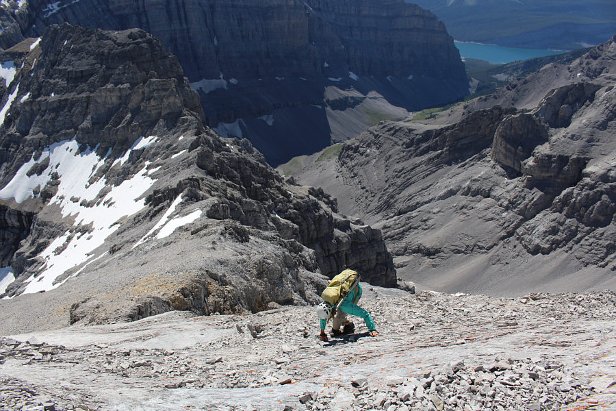 There's a huge drop-off just behind Marta.