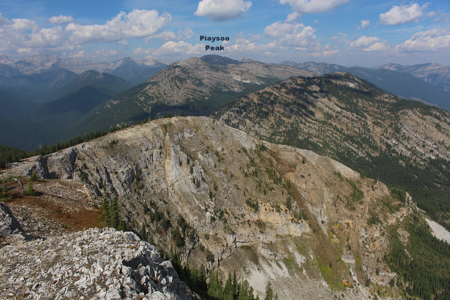 Piaysoo Peak will also be a future objective of interest for me...