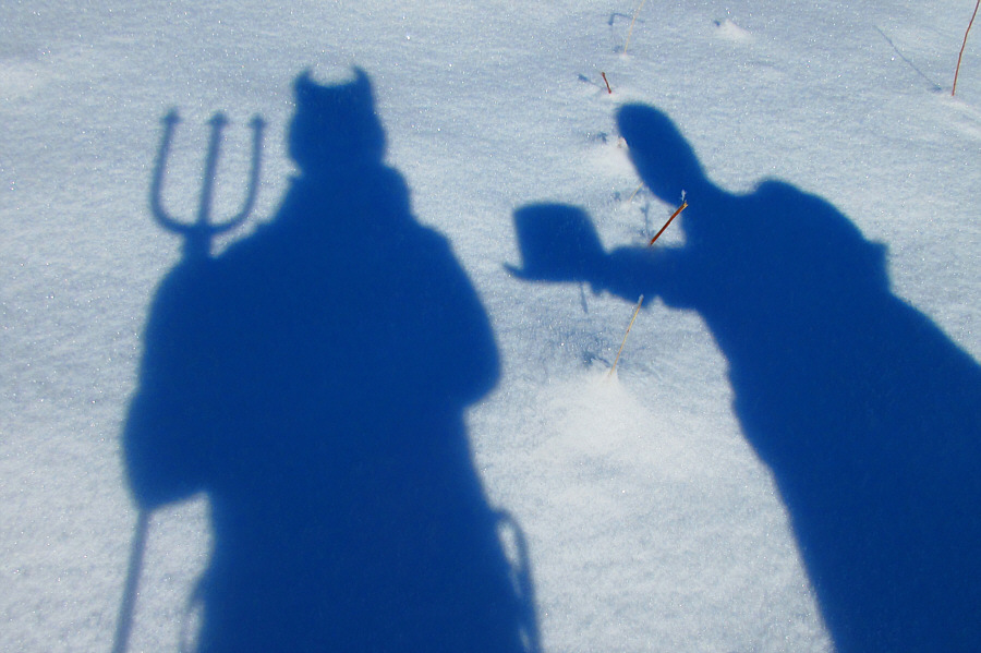 In case you were wondering, it's the Devil and Oddjob!