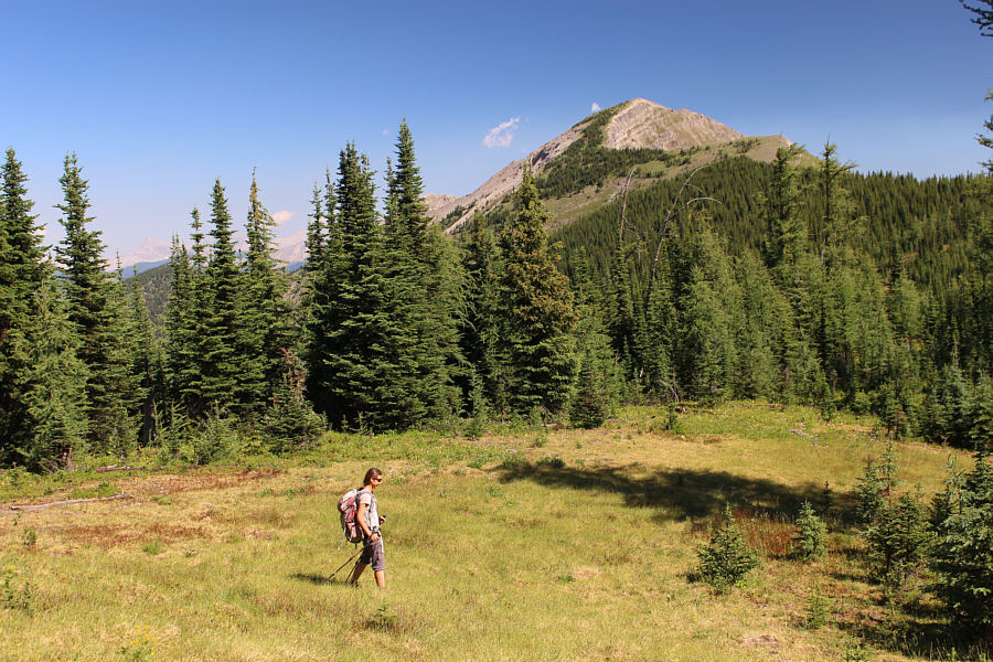 Have faith...stick to the ridge crest all the way!