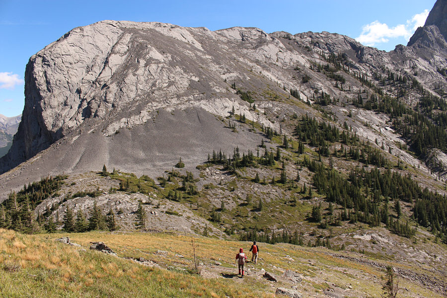 Descending here is not as easy as it appears...