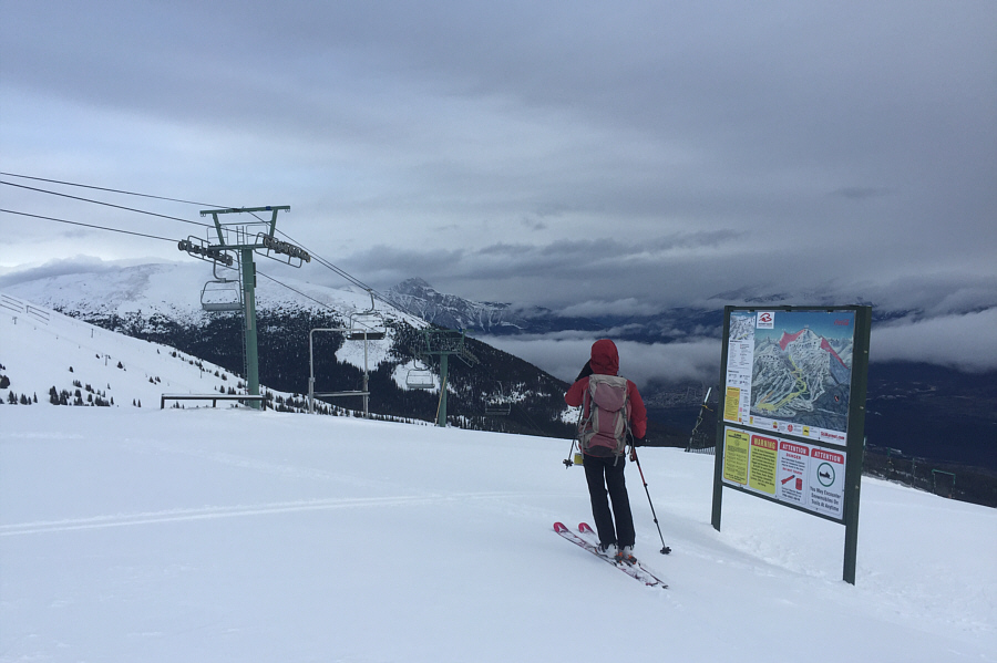 We're ready for our first turns of the day!