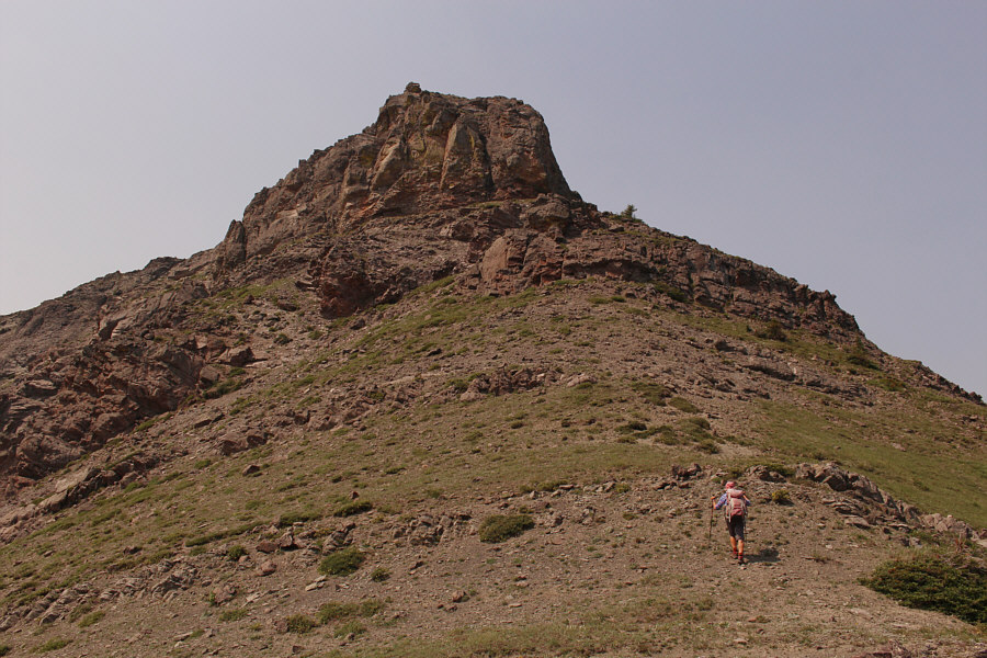 The crack in front looks tempting to free solo...