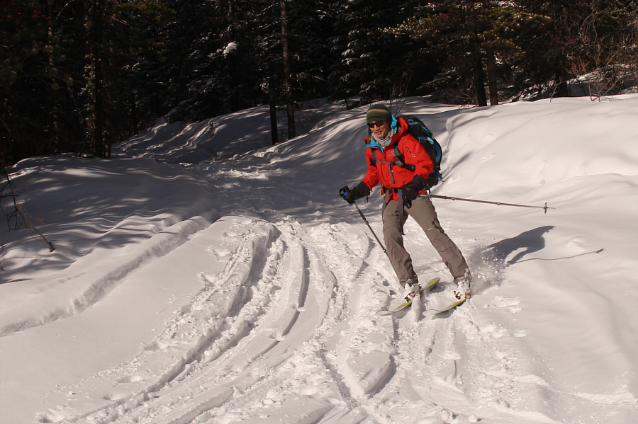 I'm envious of his new light G3 SEEKR skis!